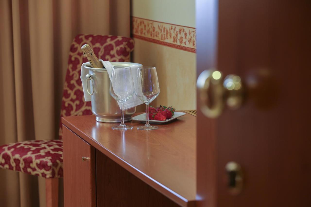Felix Hotel Montecchio Maggiore Buitenkant foto