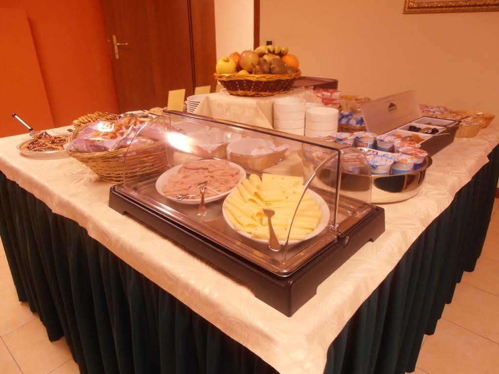 Felix Hotel Montecchio Maggiore Buitenkant foto